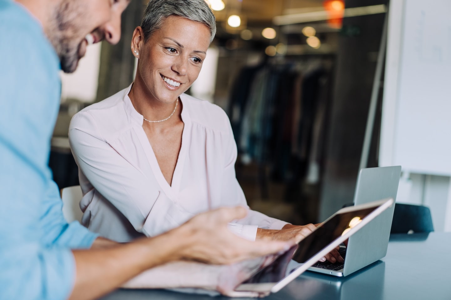 Explore las características y ventajas de las integraciones mejoradas de GoTo Connect.